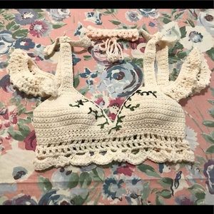 Lostculture Custom Floral embroider Crochet top